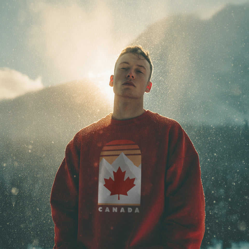 Canada - Retro Art v2 - Sweatshirt - Red